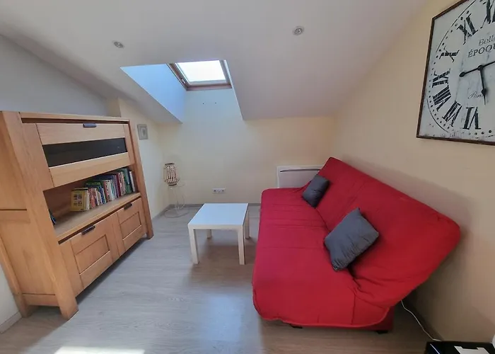 Maison Moderne Avec Piscine * 皮里亚克叙尔梅尔